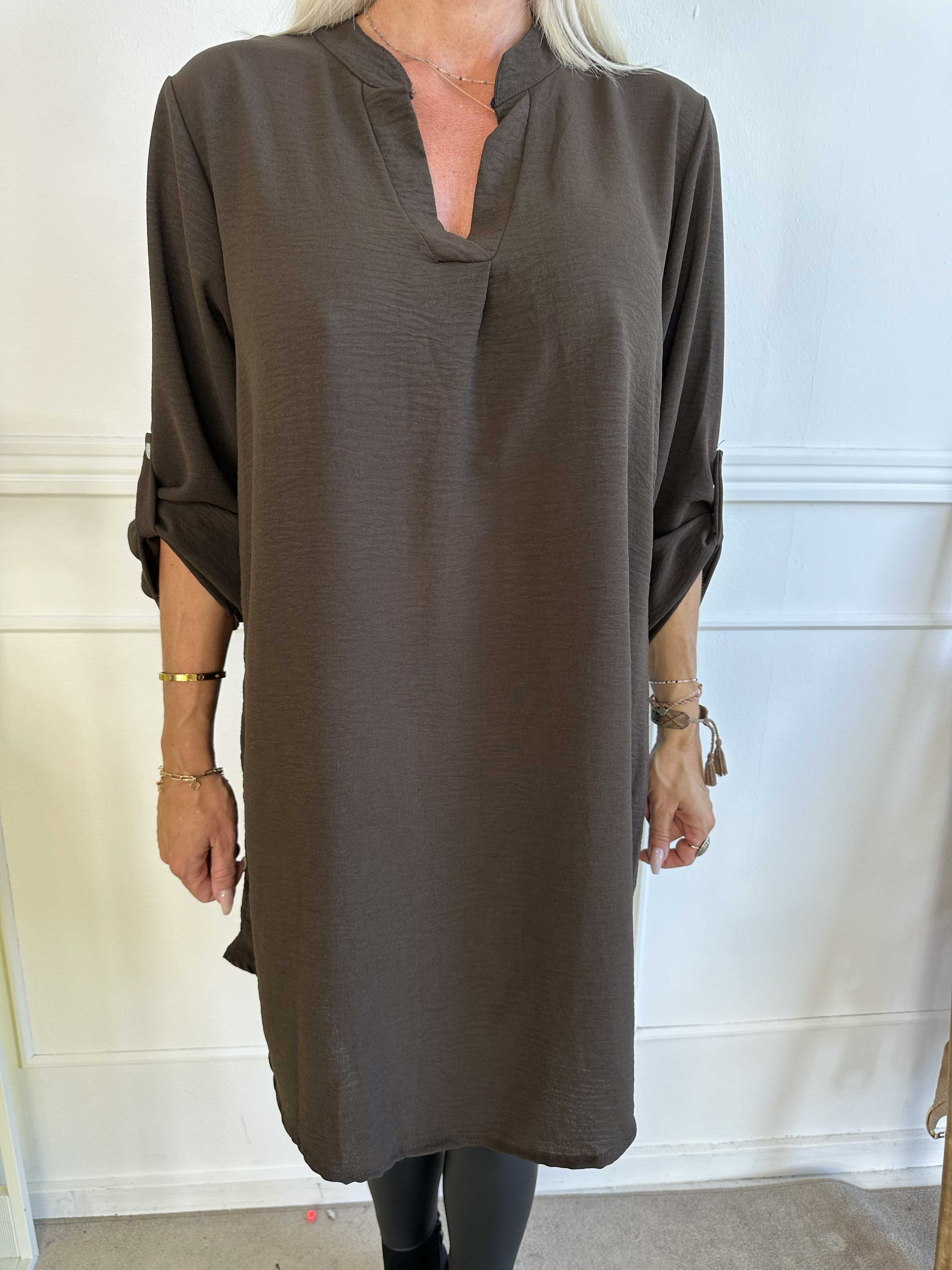 Vanessa Dress - Let og luftig plus size kjole